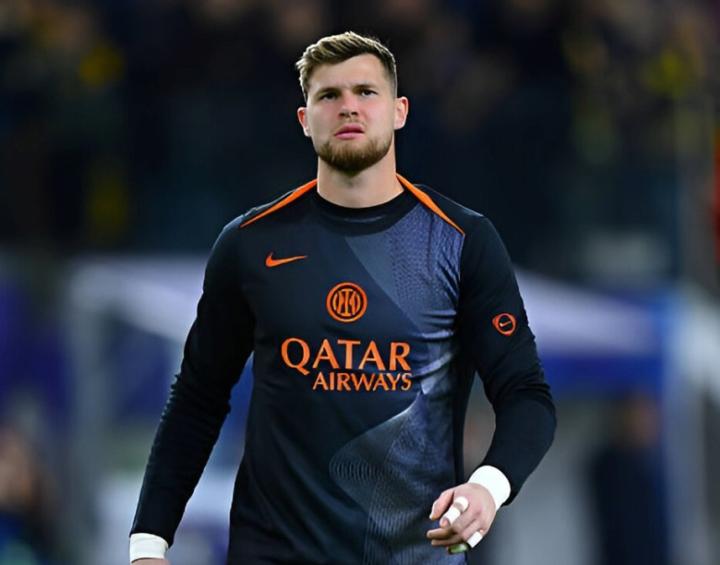 斯基拉曝料直击要害;何塞普-马丁内斯边缘化明显,夏季转会大门已开。 体育新闻