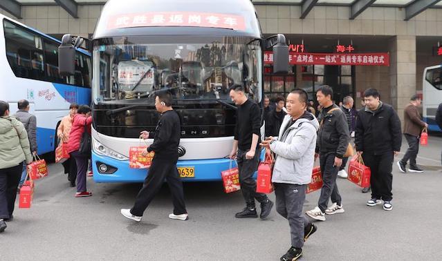  从实验室的蓝图到资本市场的突围：低空经济背后的产业进化论 新闻