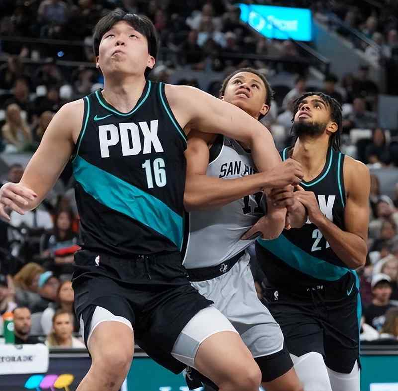  从边缘到爆发：吕佩尔33分三双背后的技术解码与生存博弈 体育新闻