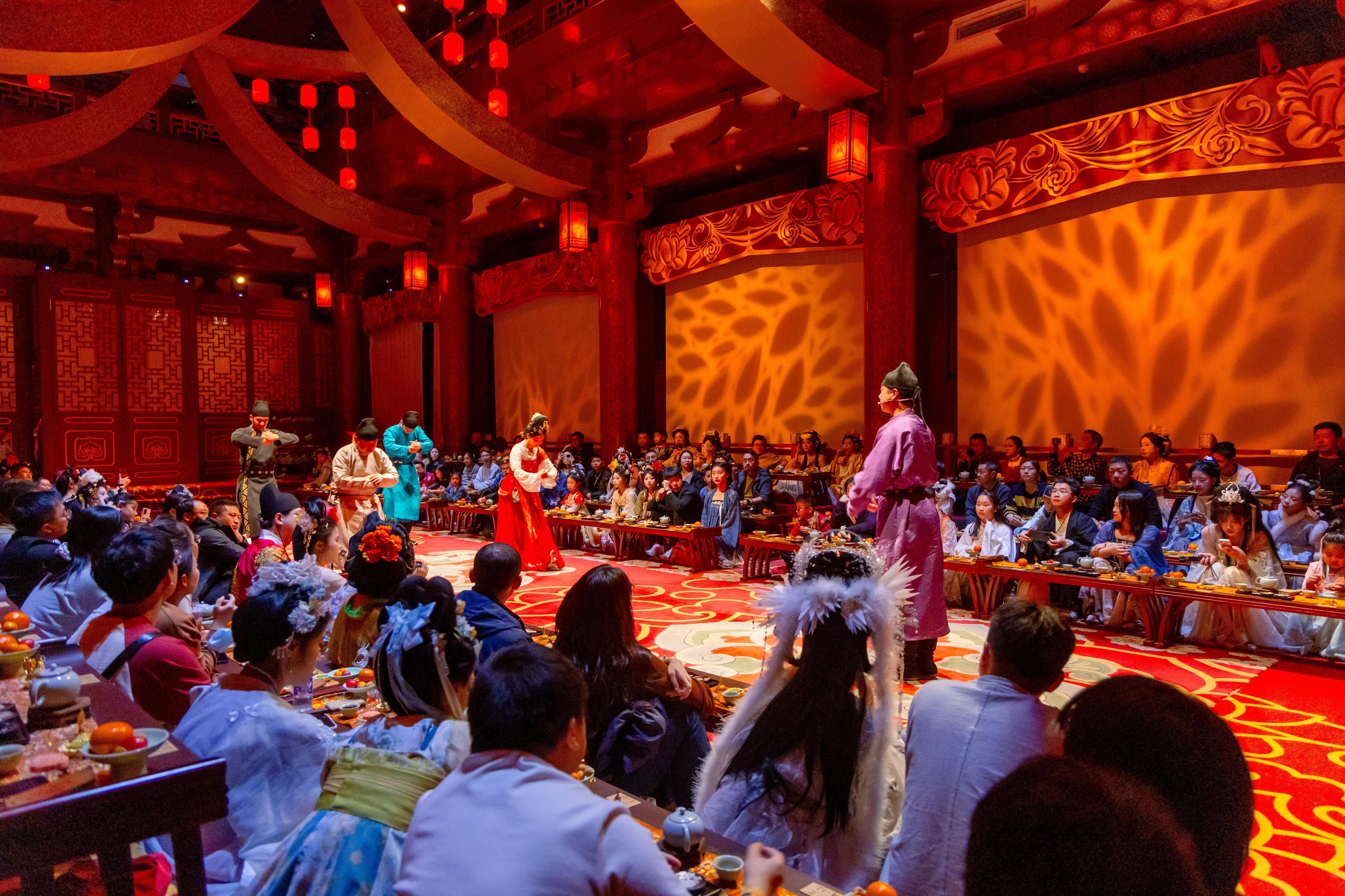  技术解码沉浸式演艺：沉浸式戏剧如何重塑文旅消费新范式 文化旅游