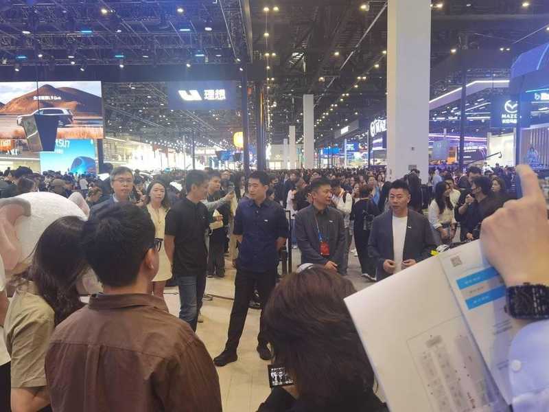 技术深度:从“价格战”到“心智战”——解码理想L9 Livis的AI战略突围 汽车科技