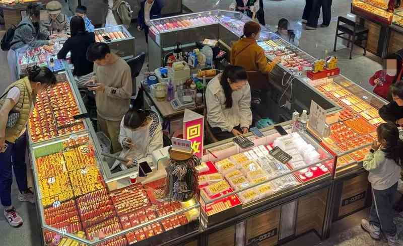从货币宽松到财政期待:解码A股震荡期的机构配置逻辑 股票财经 从货币宽松到财政期待:解码A股震荡期的机构配置逻辑 股票财经